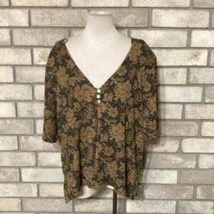 3for$20 Vintage Teddi Top